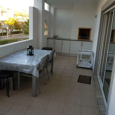 Apartamento Edificio Falesia Marina 2