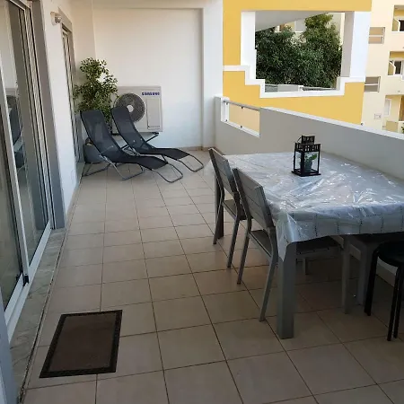 Edificio Falesia Marina 2 *